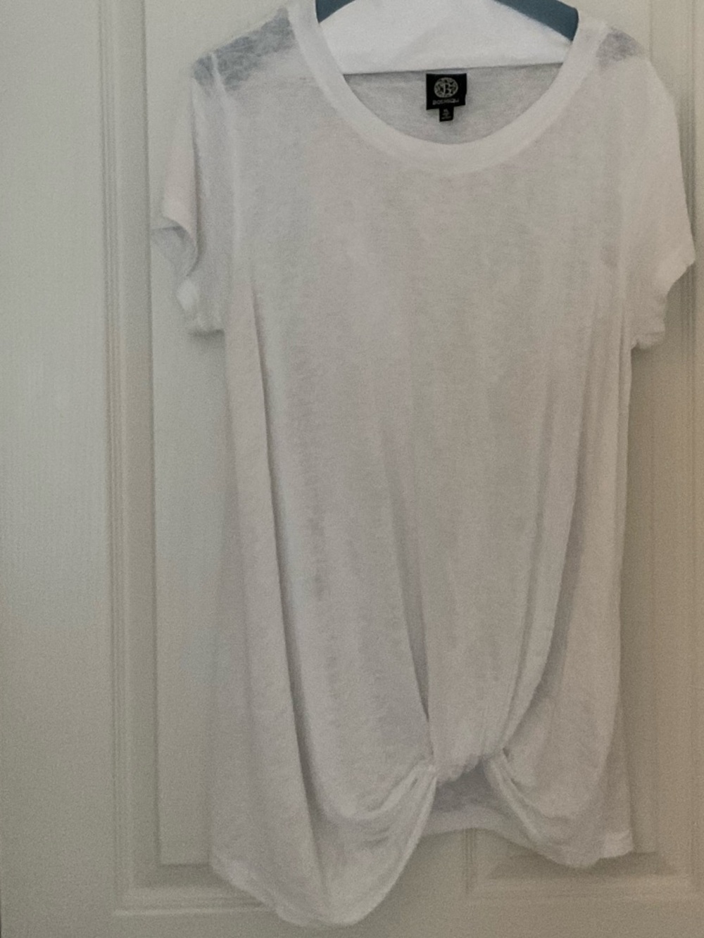 Bobeau White Short Sleeve Knot-Front Tee